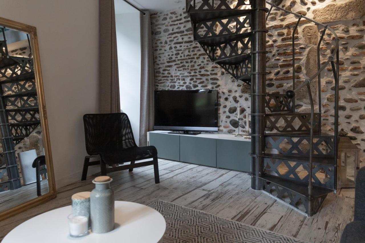 Maison Dans Le Centre Historique Pour 6 Personnes Avec Terrasse Et Parking Pau